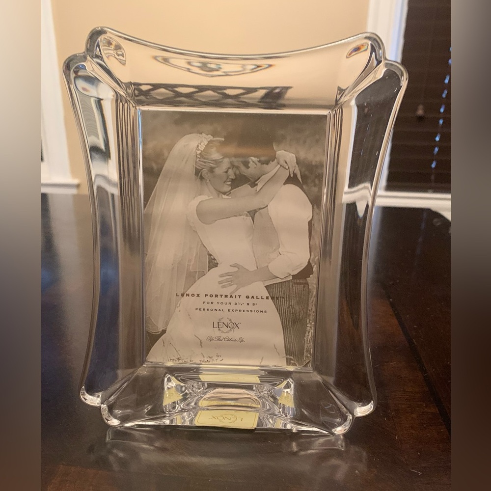Lenox NWT Crystal Wedding Promises Frame. Missing box